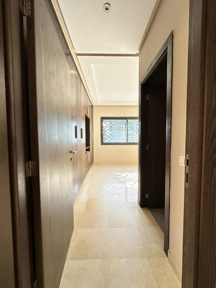Location appartement vide Quartier Oasis