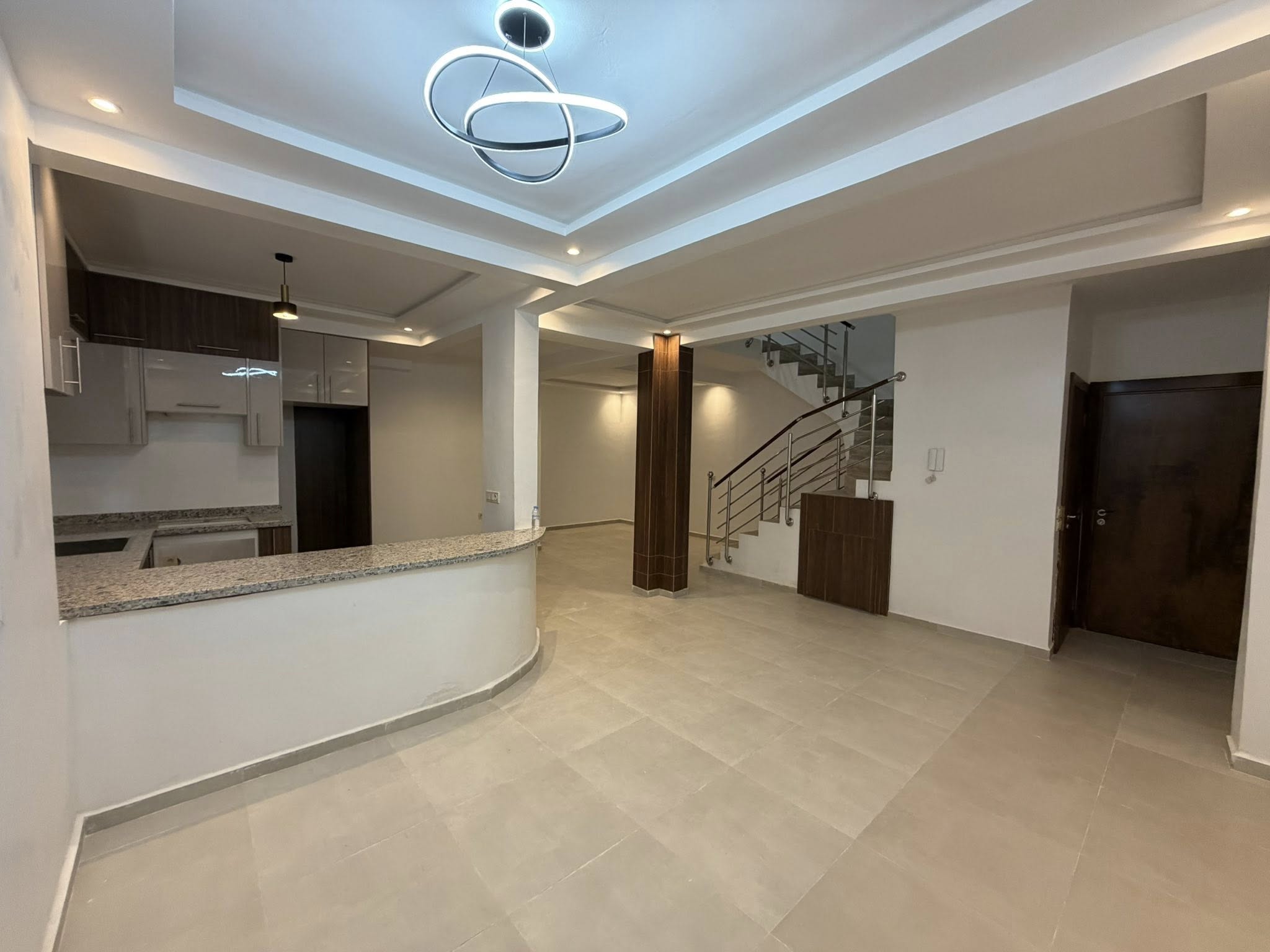 duplex non meublée à louer Charifia