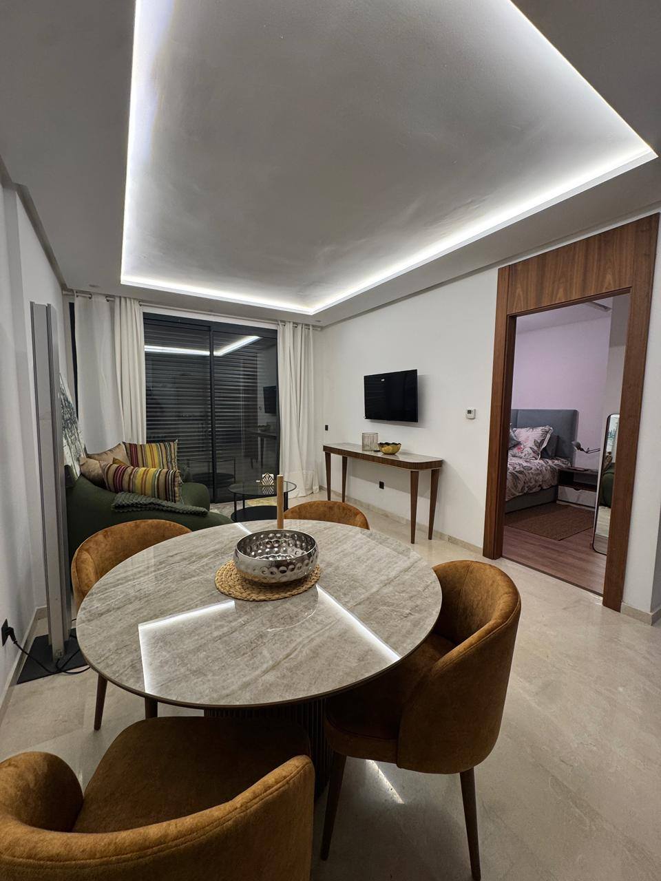 Studio neuf à louer à CFC