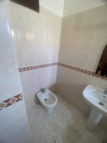 Appartement meublee à louer à côté place de russie