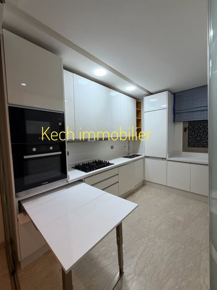 appartement à louer à Hay Izdihar non meublé