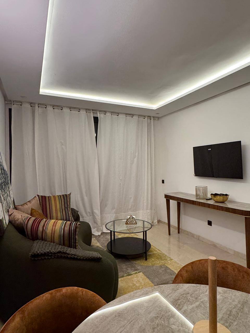 Studio neuf à louer à CFC
