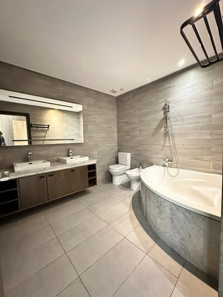 Location appartement vide Quartier Oasis