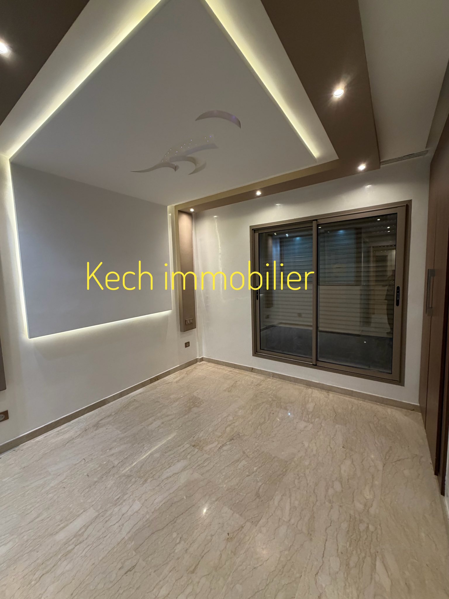 appartement à louer à Hay Izdihar non meublé