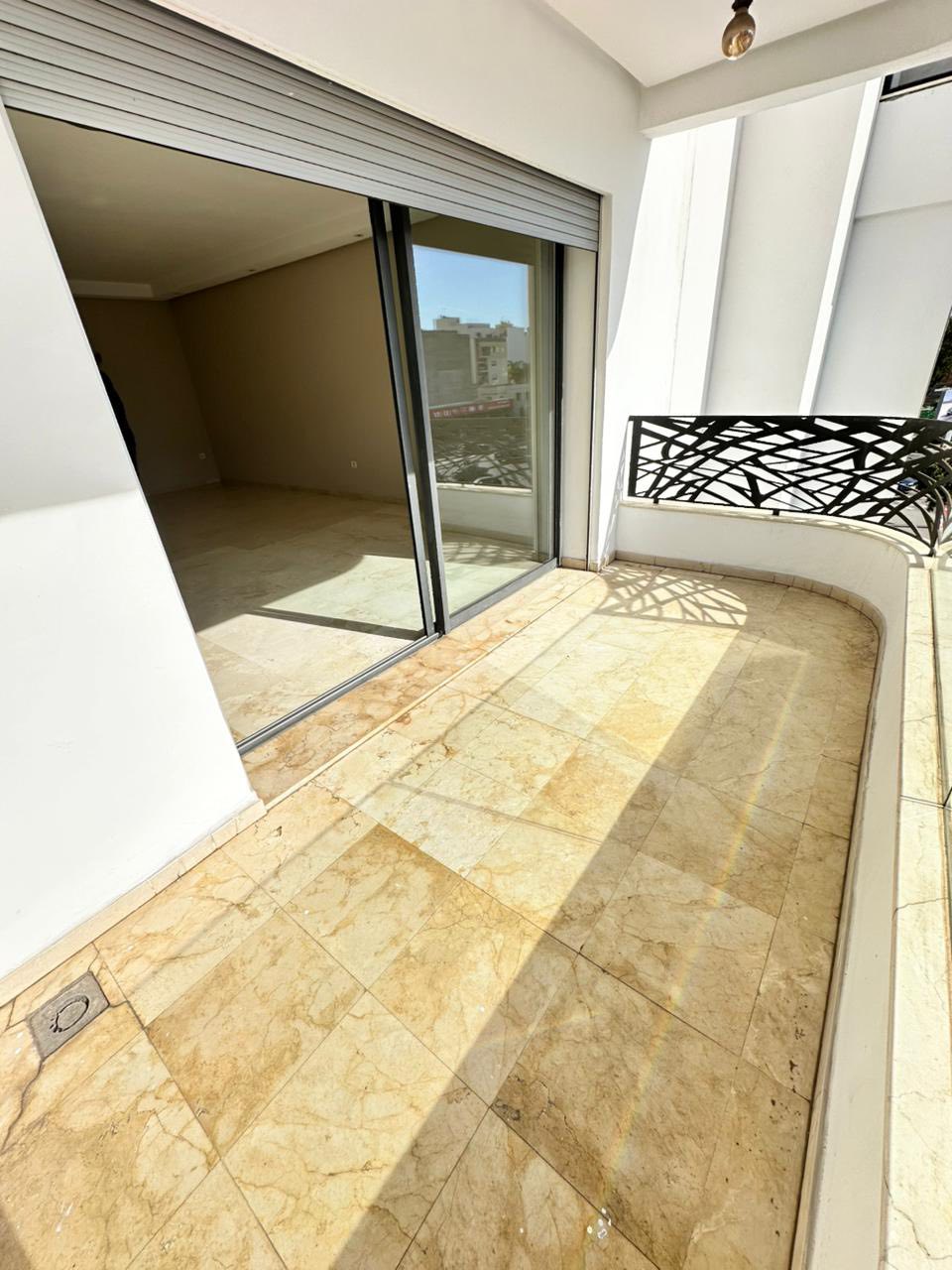 Location appartement vide Quartier Oasis