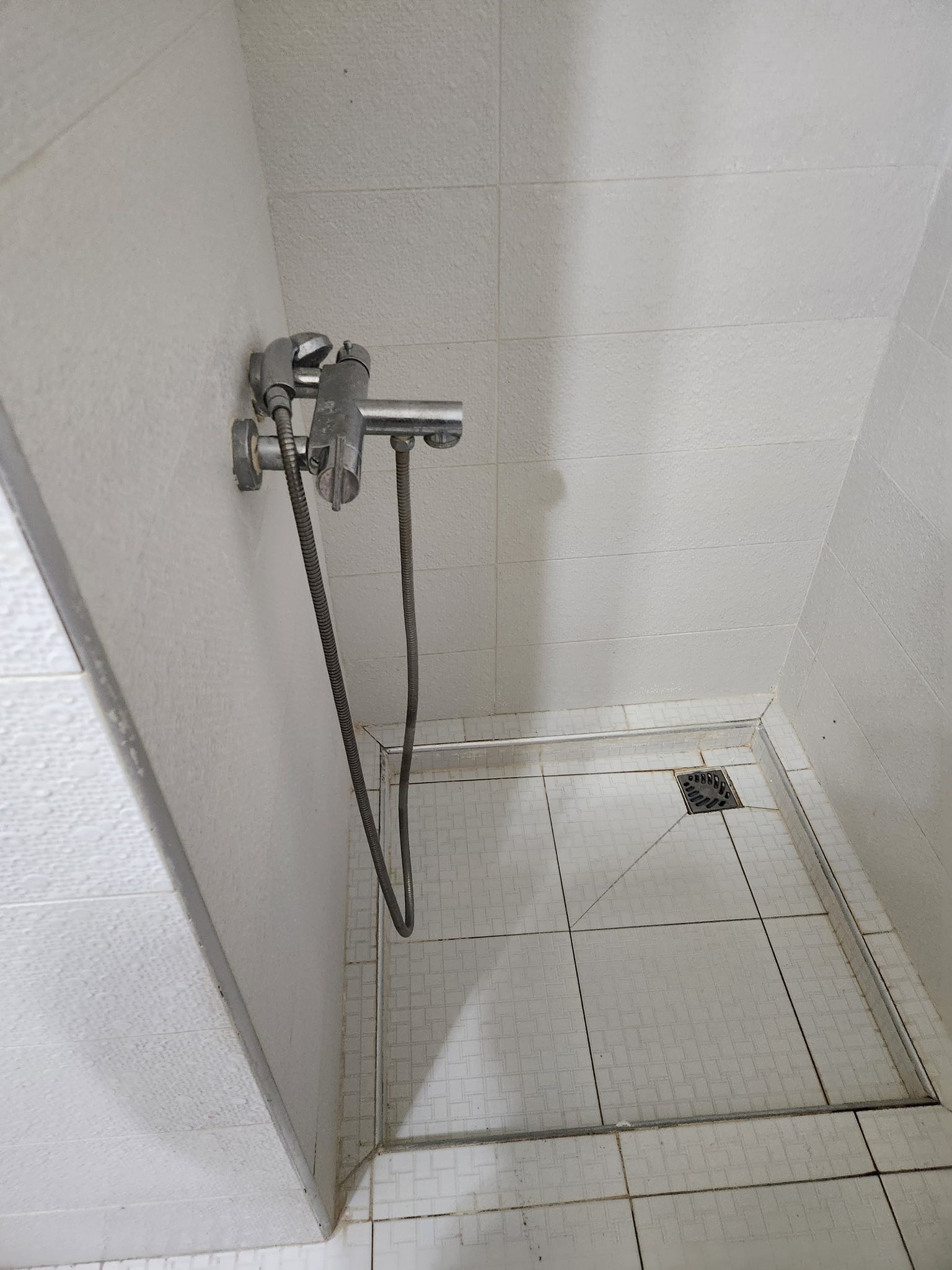 appartement à louer à coté de la cadastre
