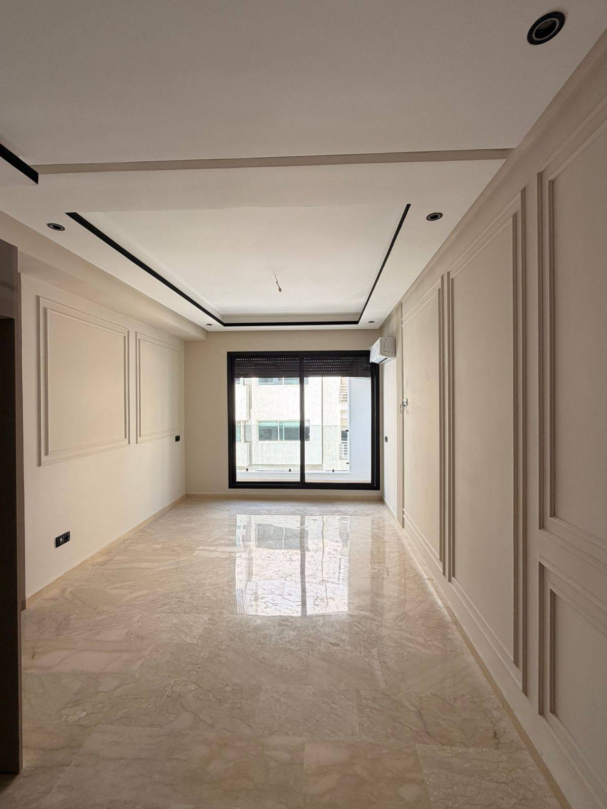 Appartement jamais habité à louer à Maarif