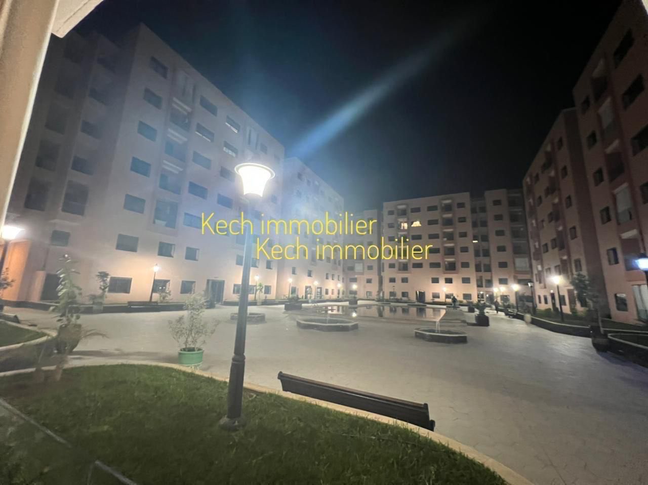 appartement à vendre avec piscine à Mabrouka