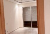 appartement vide à louer quartier Ryad Salam