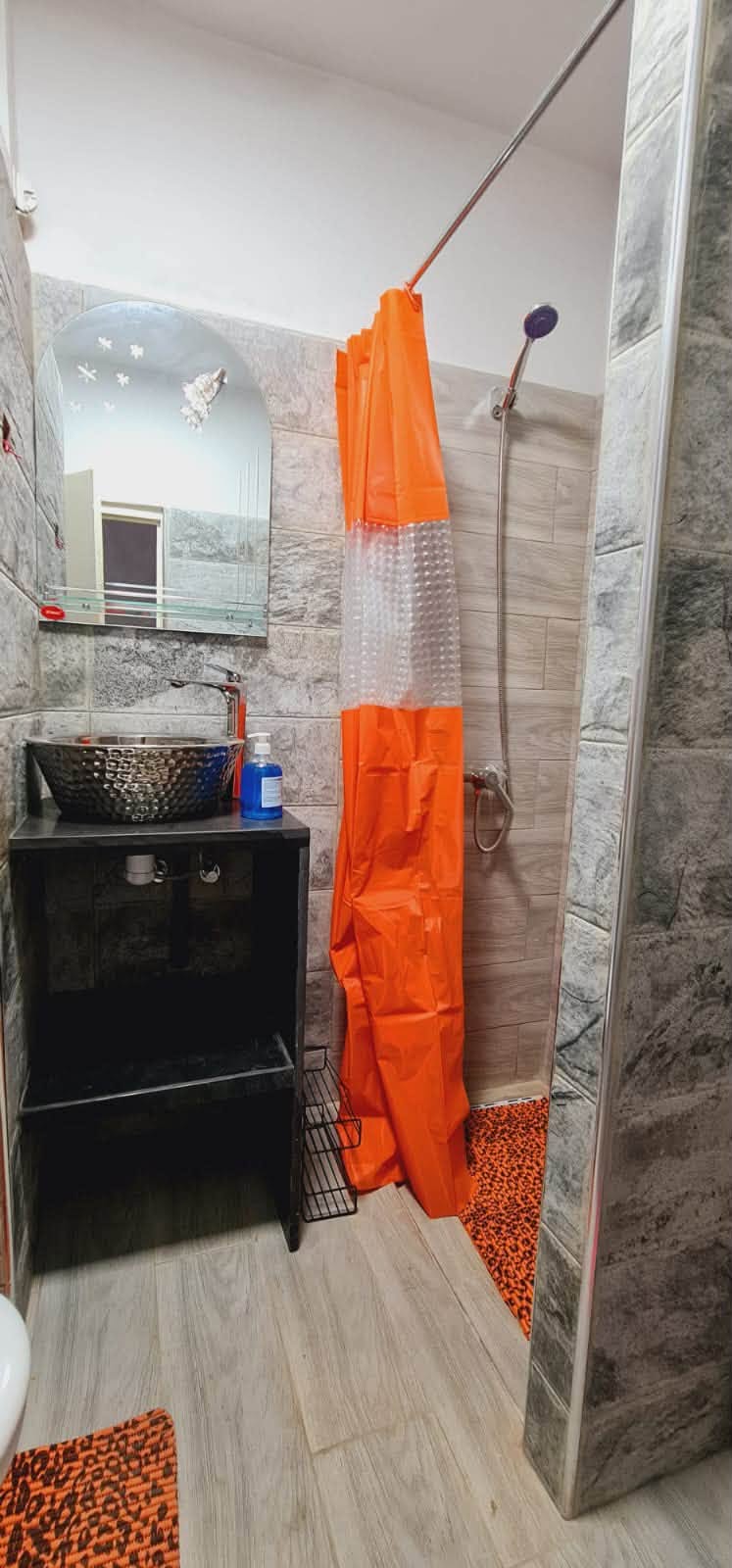 Studio meublee à louer à Hassan à cote la CDG