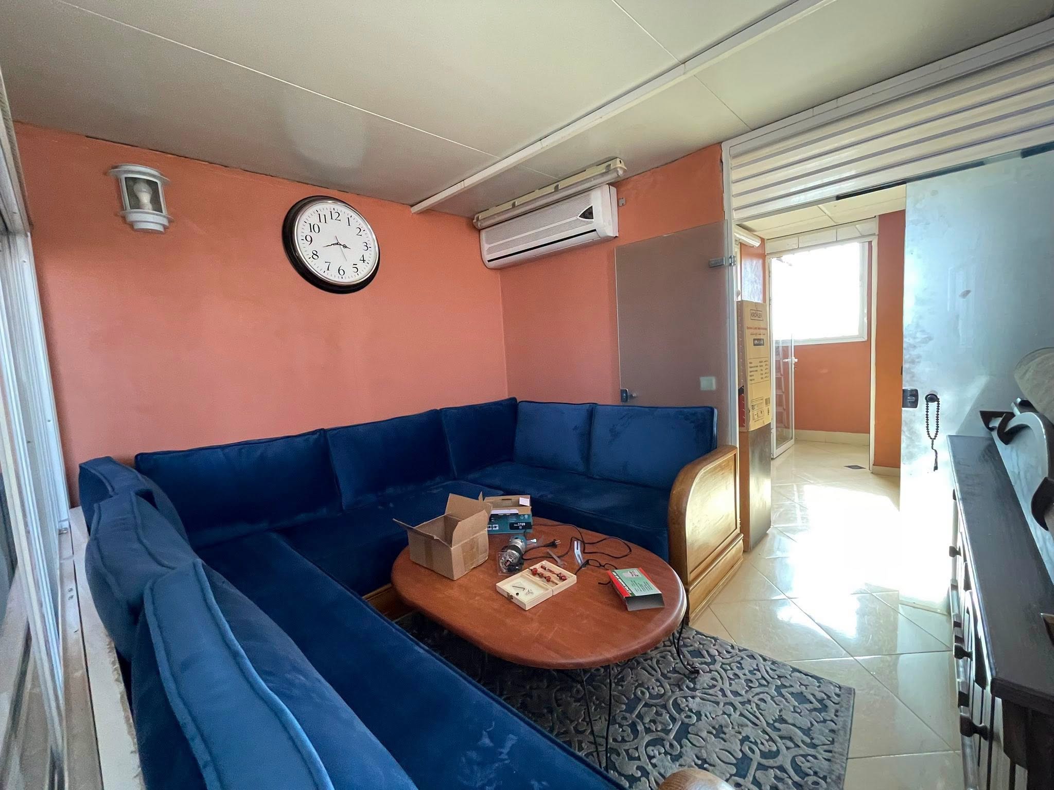 grand appartement a vendre à AIN MEZZOUAR