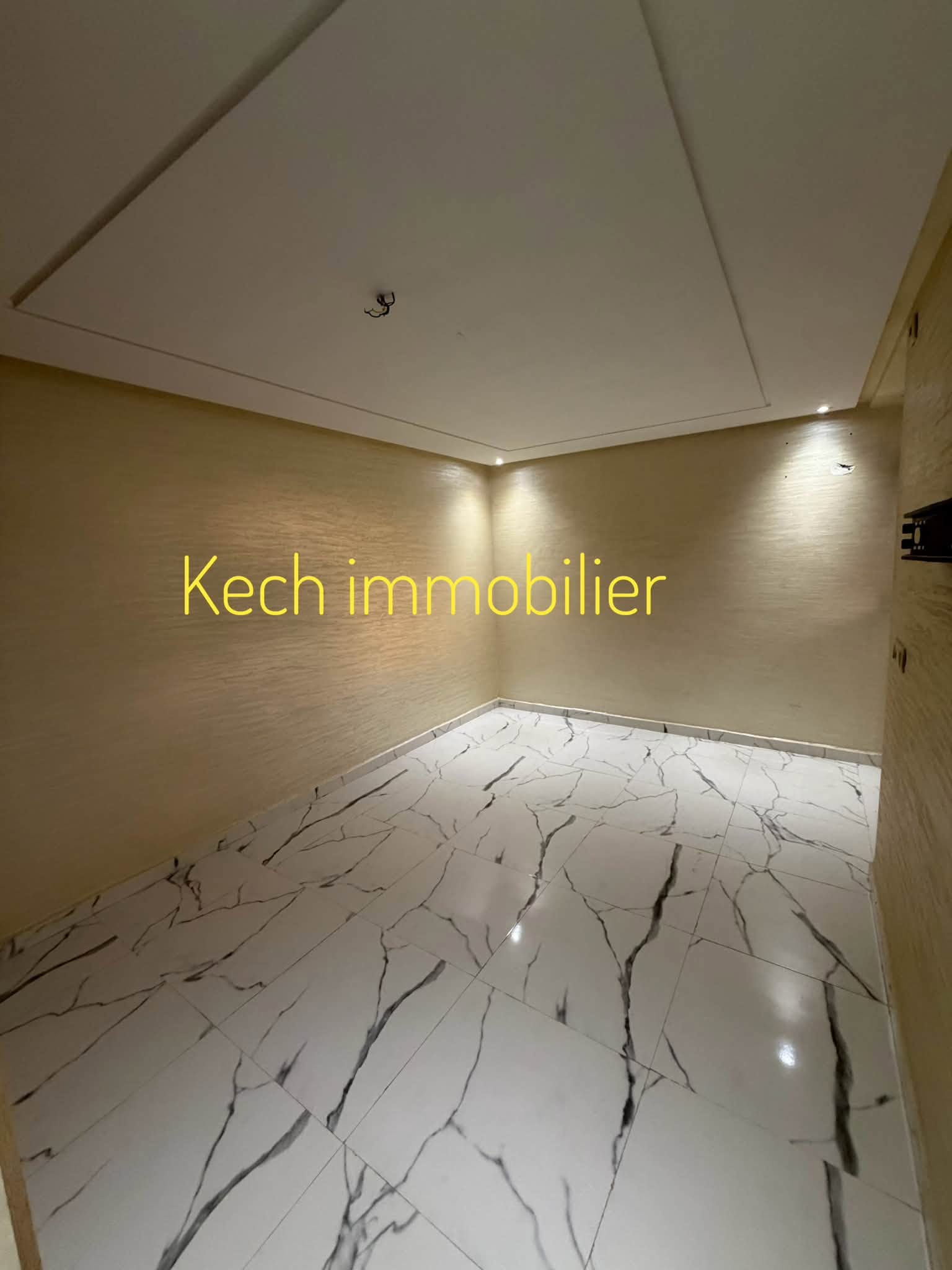 duplex vide à louer Targa