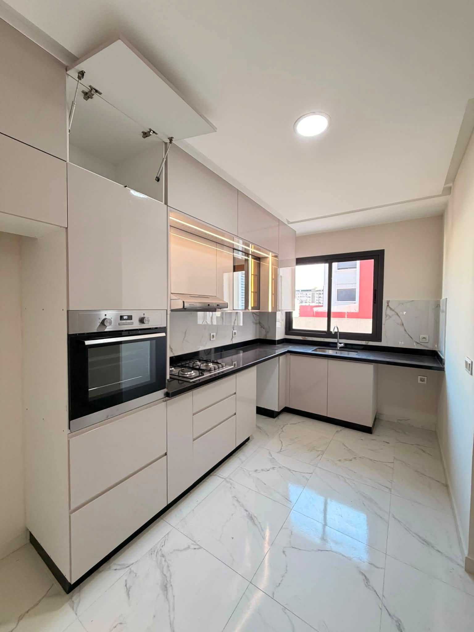 Appartement de standing à vendre Hay Mohammadi