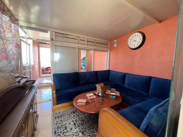 grand appartement a vendre à AIN MEZZOUAR