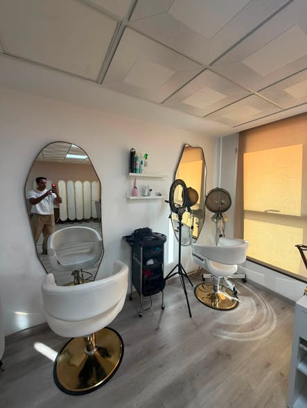 salon de beauté à louer Jnan award