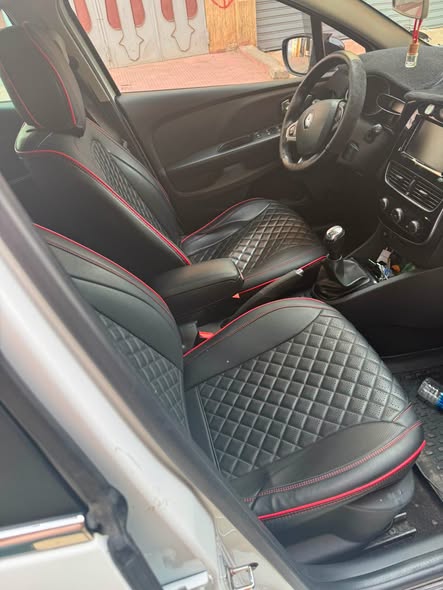 Clio à vendre