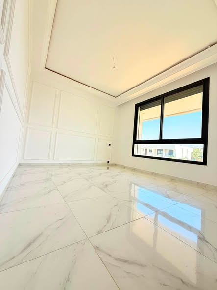 Appartement vide à louer Ain Diab Extension