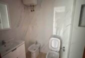 Studio à louer quartier des Hôpitaux vide