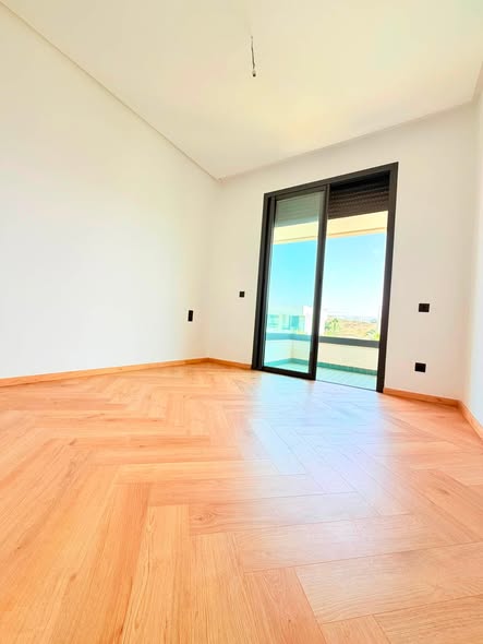 Appartement vide à louer Ain Diab Extension