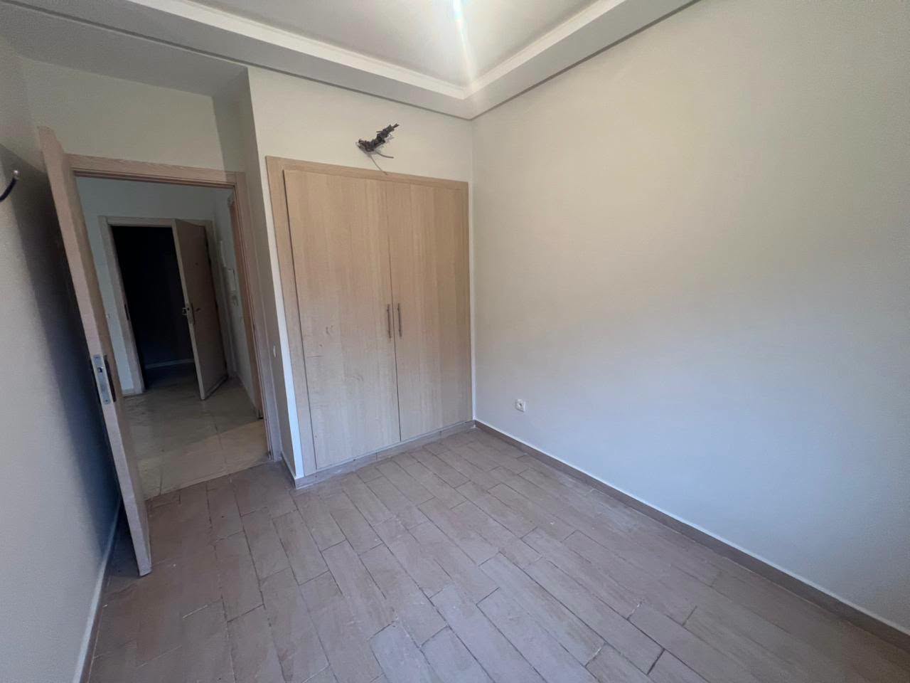 Studio vide à louer à MABROUKA