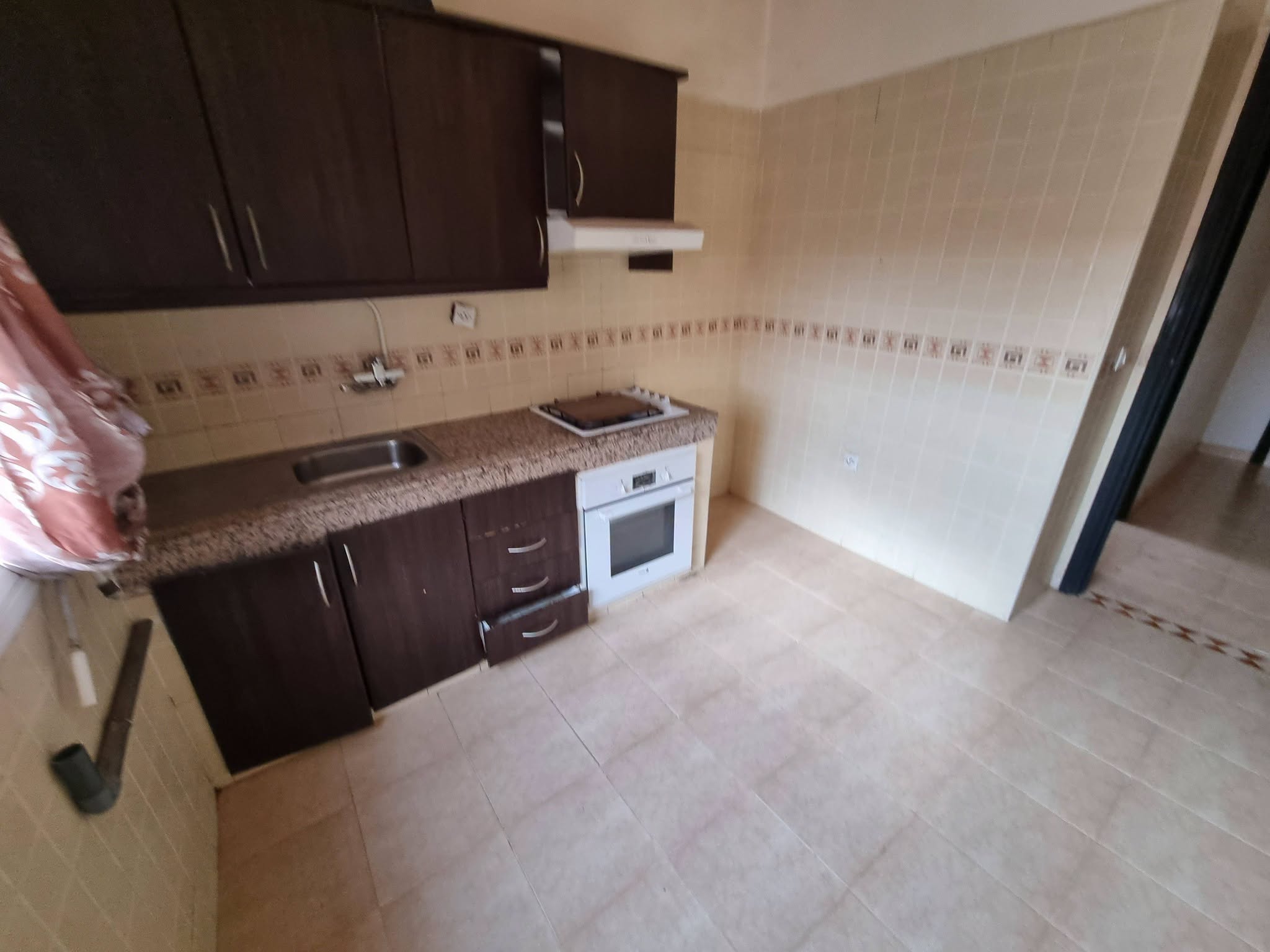 appartement vide à louer à MABROUKA