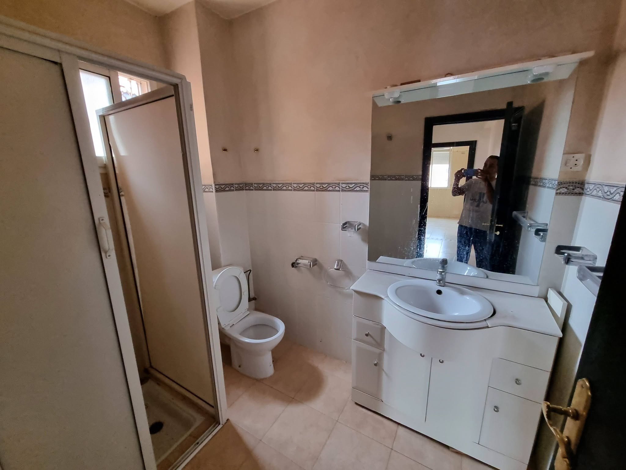 appartement vide à louer à MABROUKA