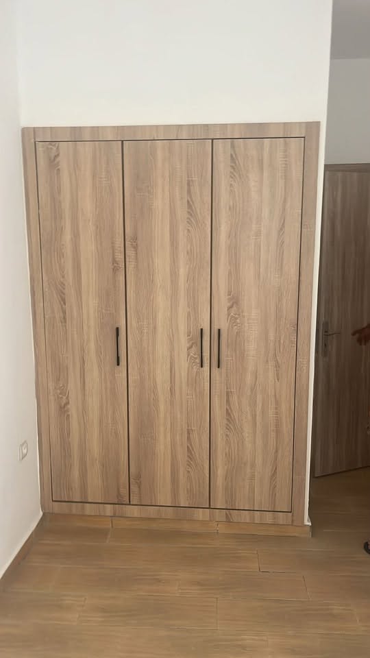 Apparemment neuf à vendre Hay riad