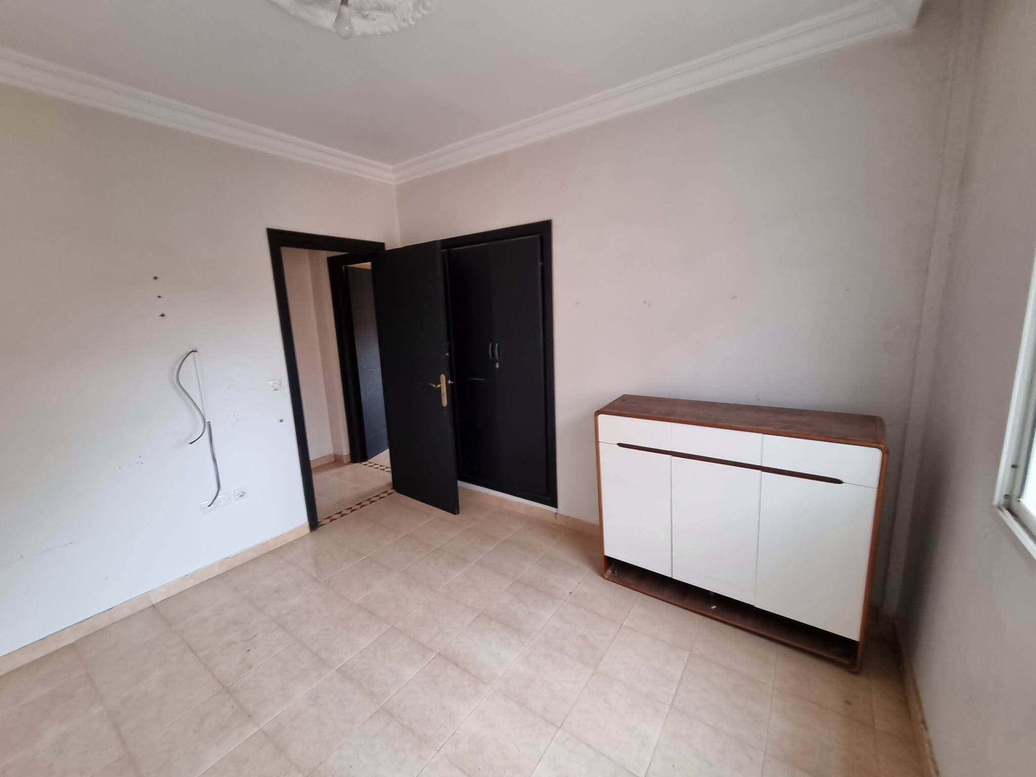 appartement vide à louer à MABROUKA