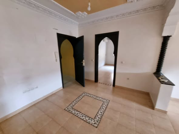appartement vide à louer à MABROUKA