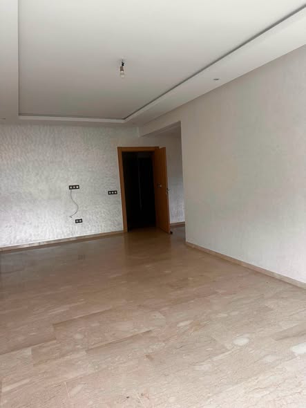 Appartement vide à louer Oasis