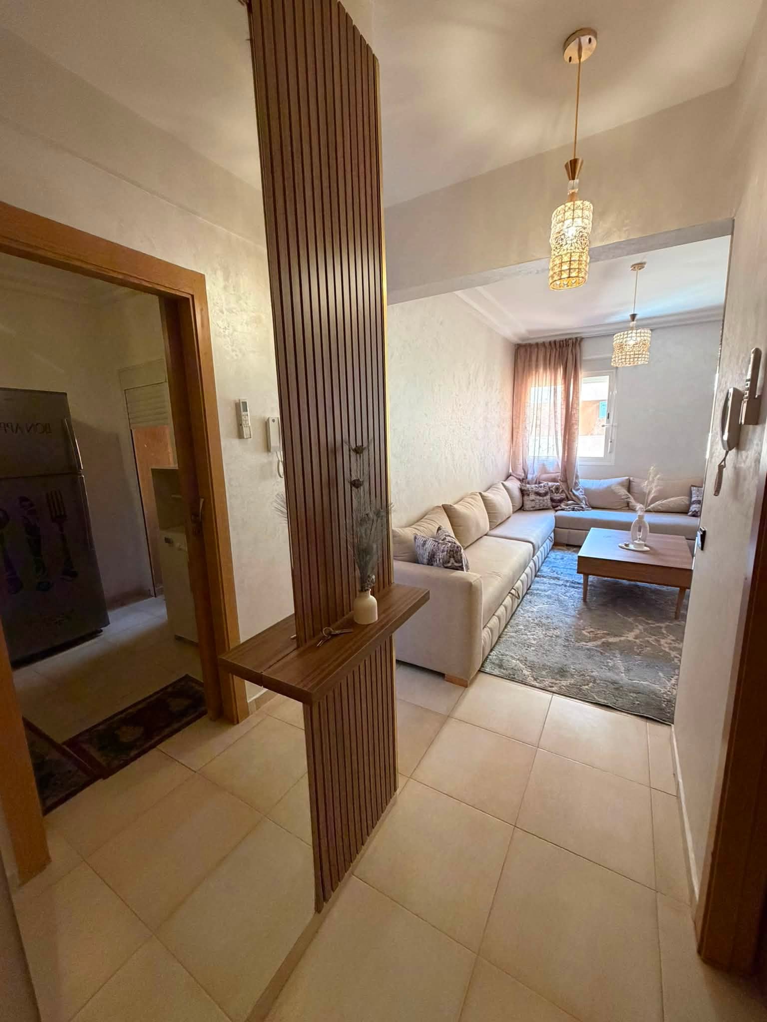 Appartement à louer à Basatin Targa