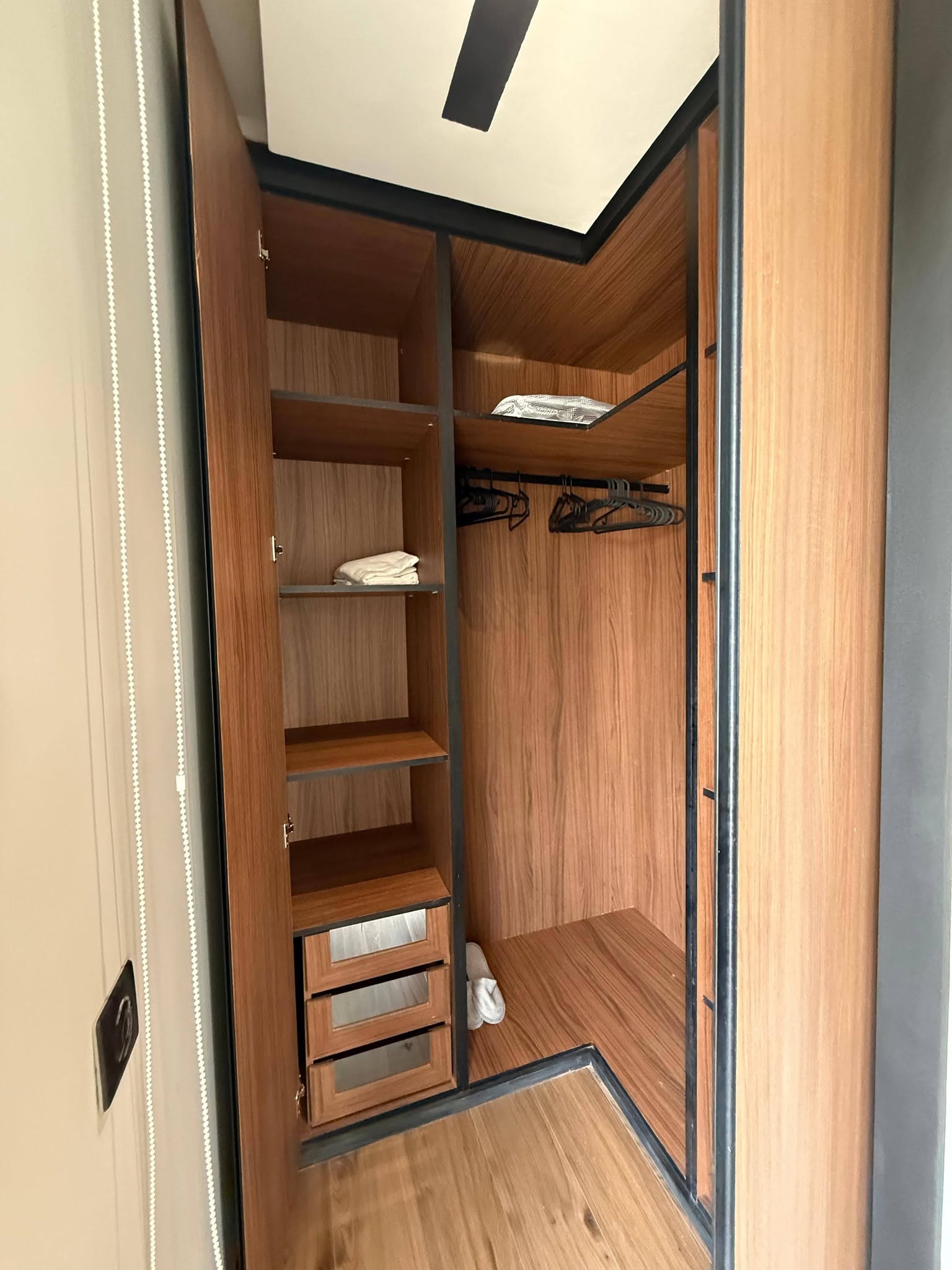 Appartement meublé d’exception à CFC