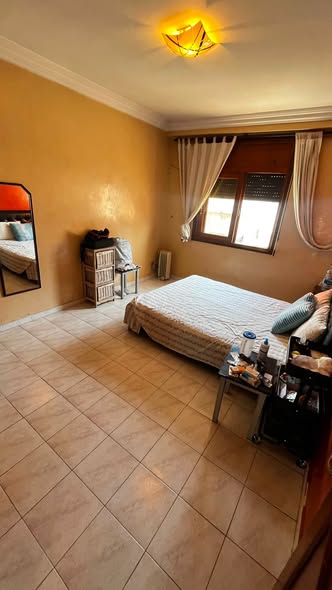Appartement vide a louer 2 mars zerktoni