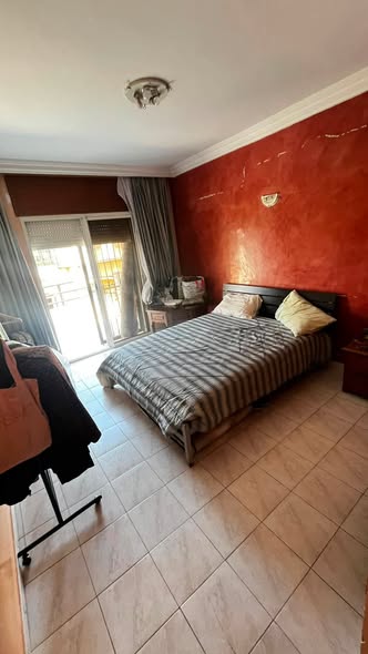 Appartement vide a louer 2 mars zerktoni