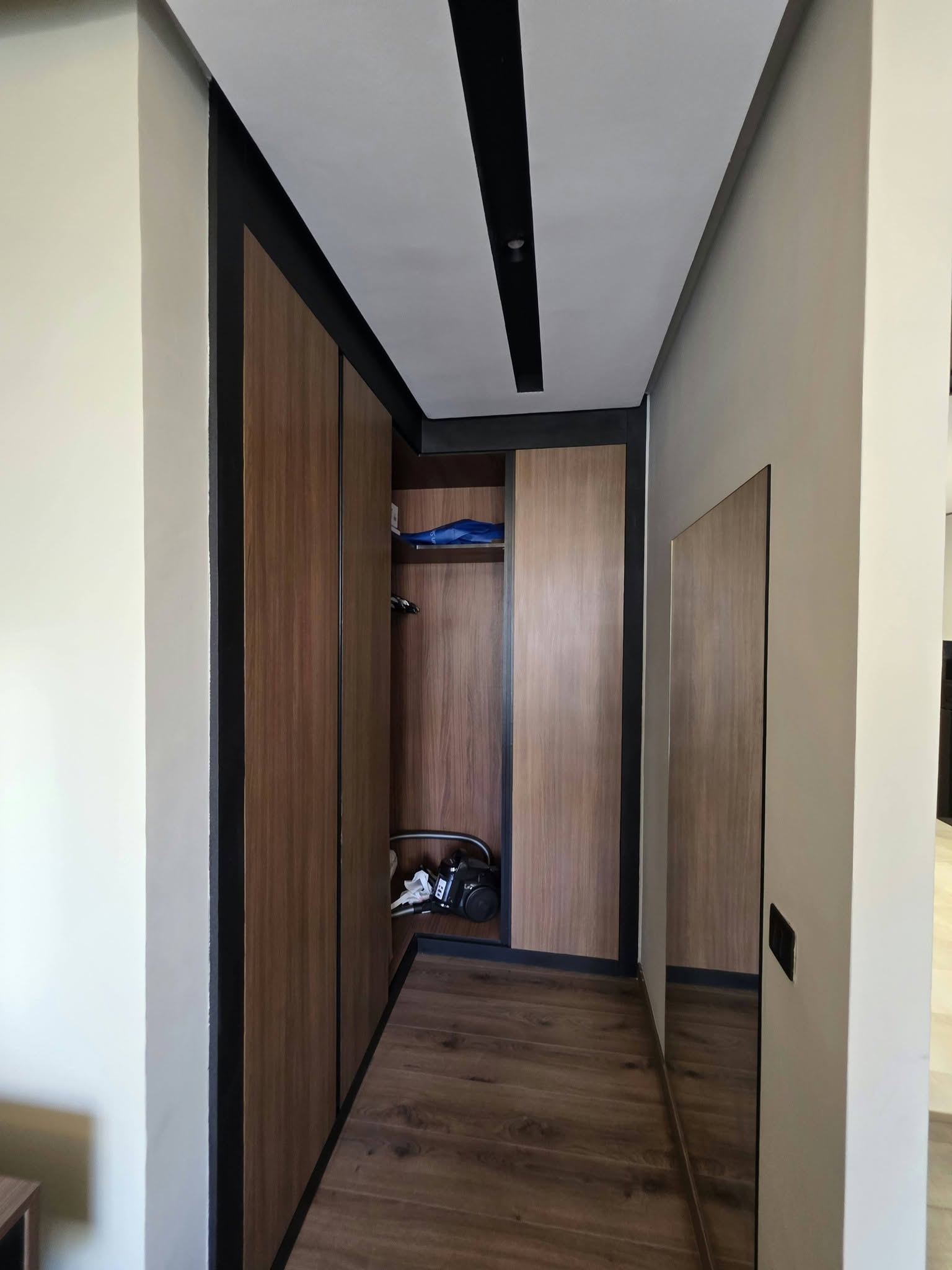 Studio meublé neuf à louer à CFC