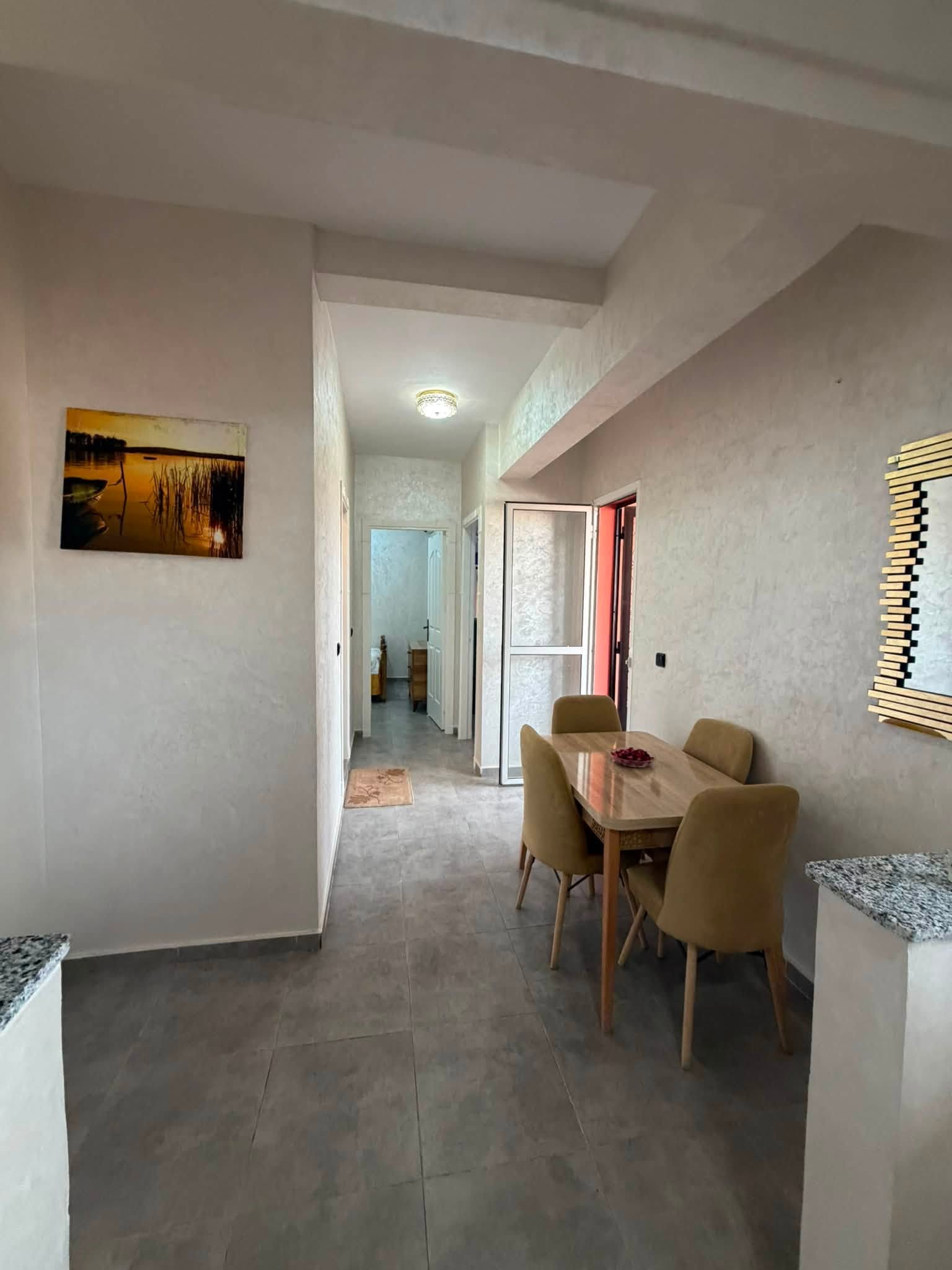 Appartement à louer à Mabrouka