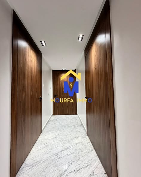 Plateaux Bureaux à Louer à Tilila