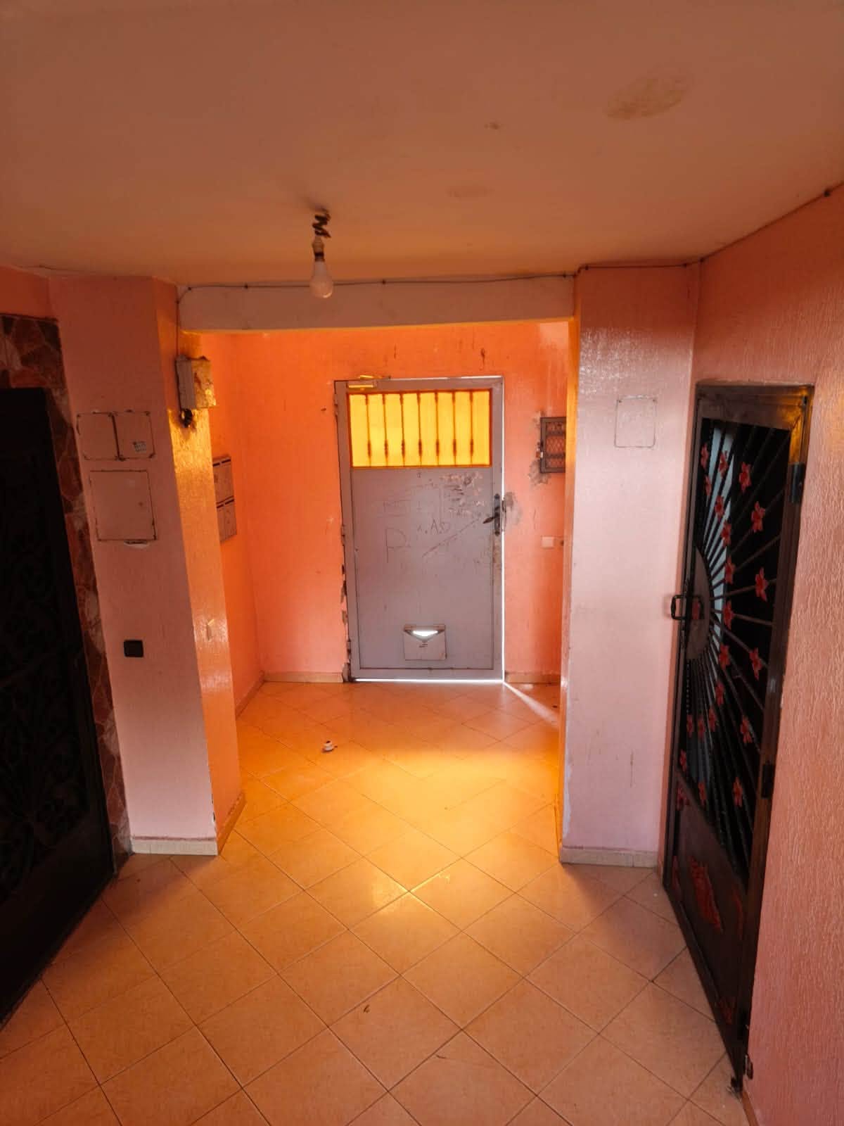 Appartement a vendre à sidi Moumen