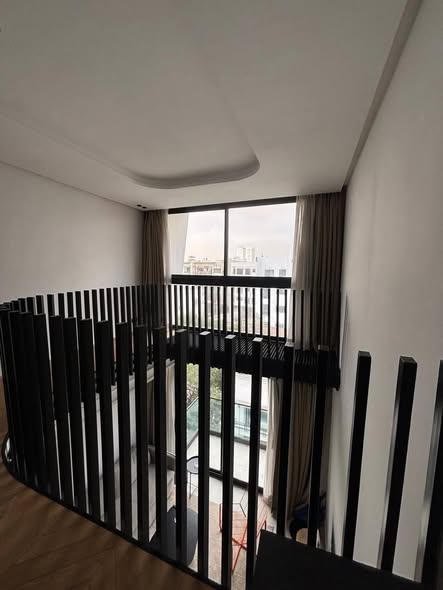 Studio duplex meublé à louer quartier Palmier
