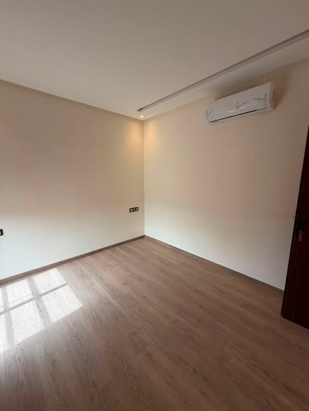 Appartement vide à louer à Semlalia