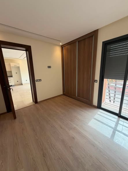 Appartement vide à louer à Semlalia