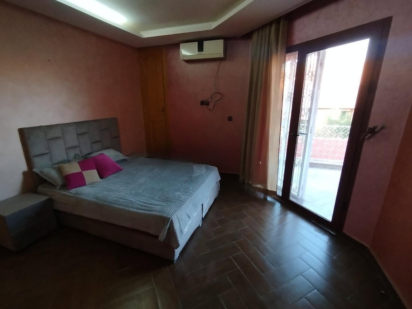 Villa meublée avec piscine privée sur la route de tamensort