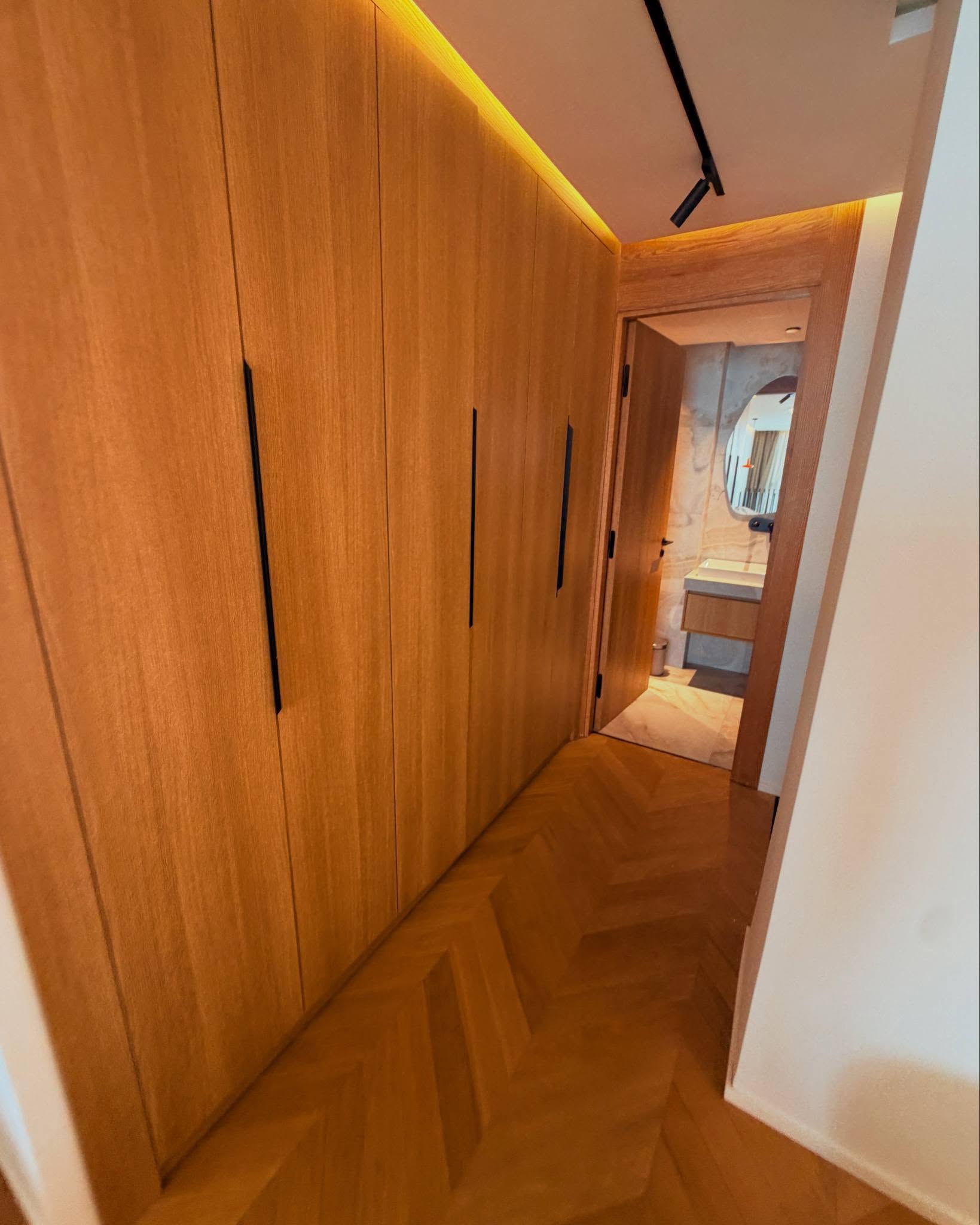 Studio duplex meublé à louer quartier Palmier