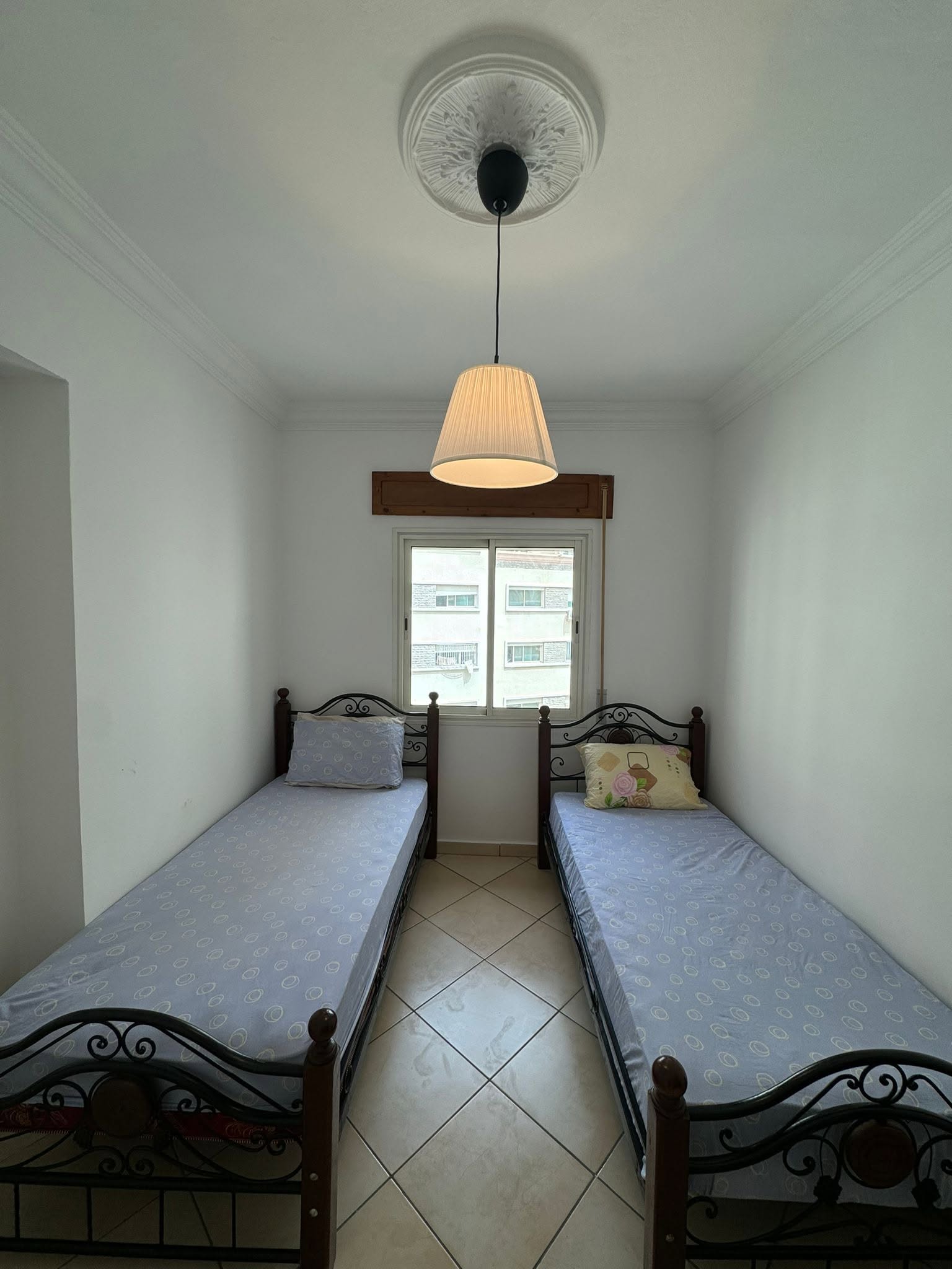 Appartement à louer à Branes