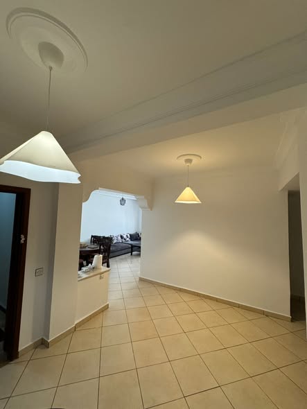 Appartement à louer à Branes