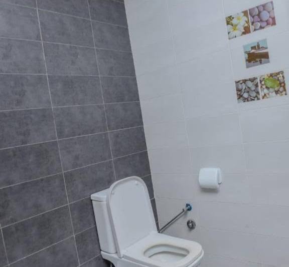 Studio spacieux à louer à Belvédère