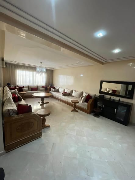 Appartement à louer à Val Fleuri