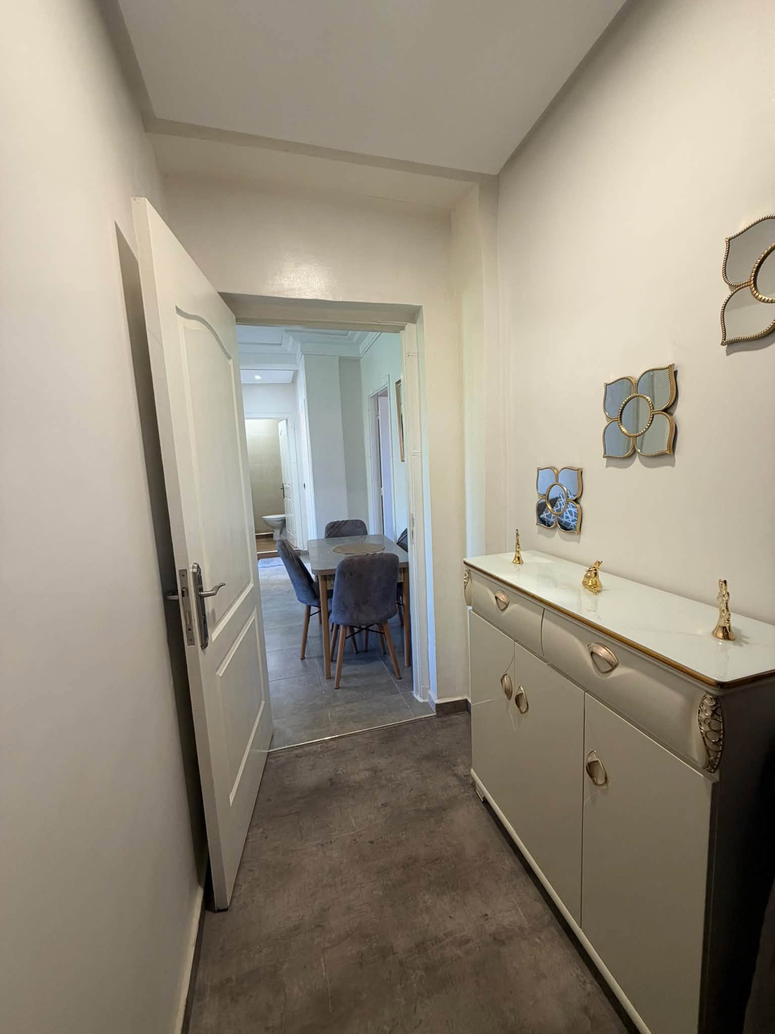 Appartement à louer à Mabrouka