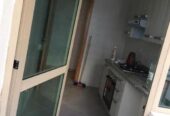 Appartement vide à louer entre Casa voyageurs et Mall Bnou Tachfine