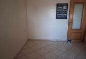 Appartement semi meublé à louer à Oasis